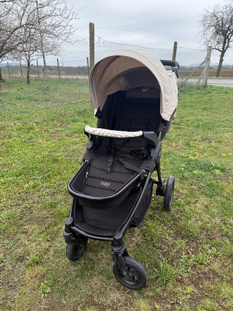 Britax römer ,B-Motion 4 plus . - 2