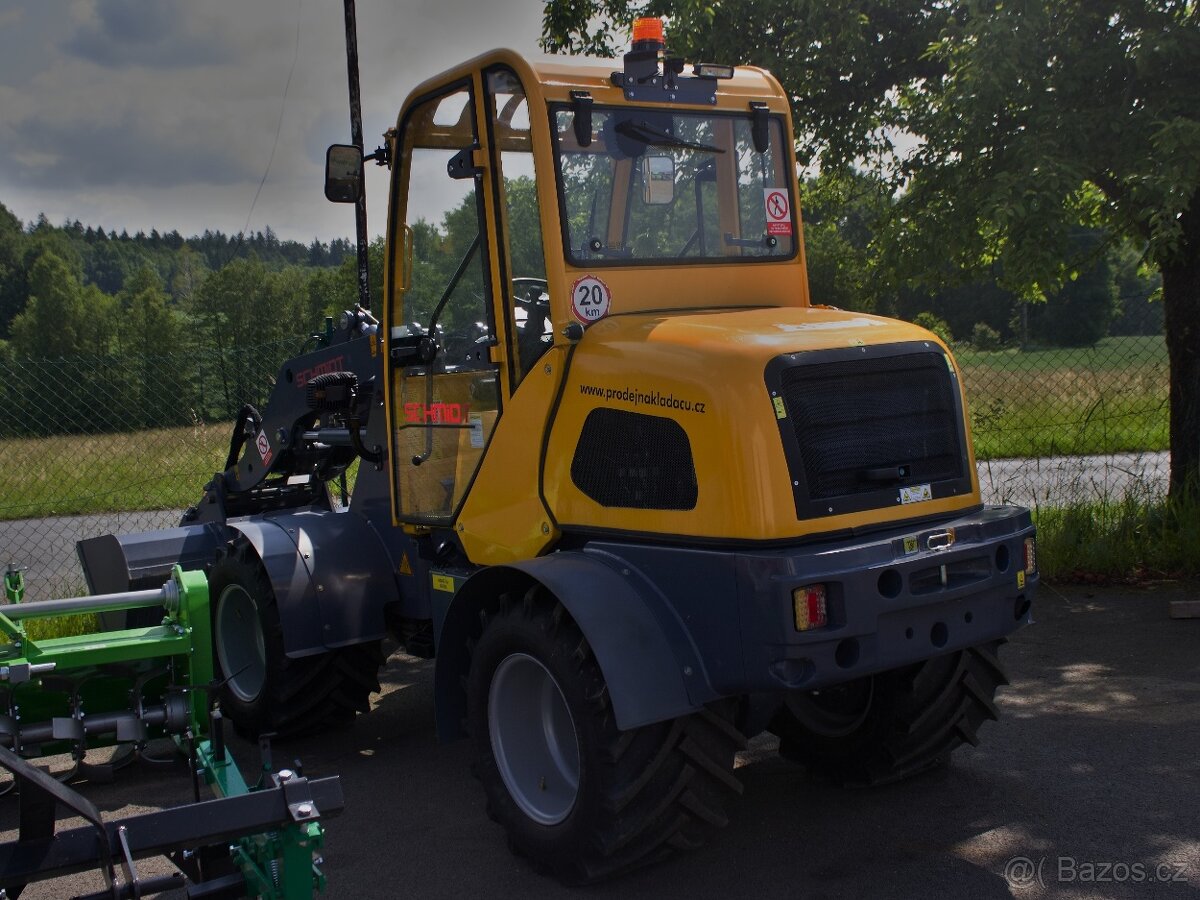 Nakladač SCHMIDT - 2