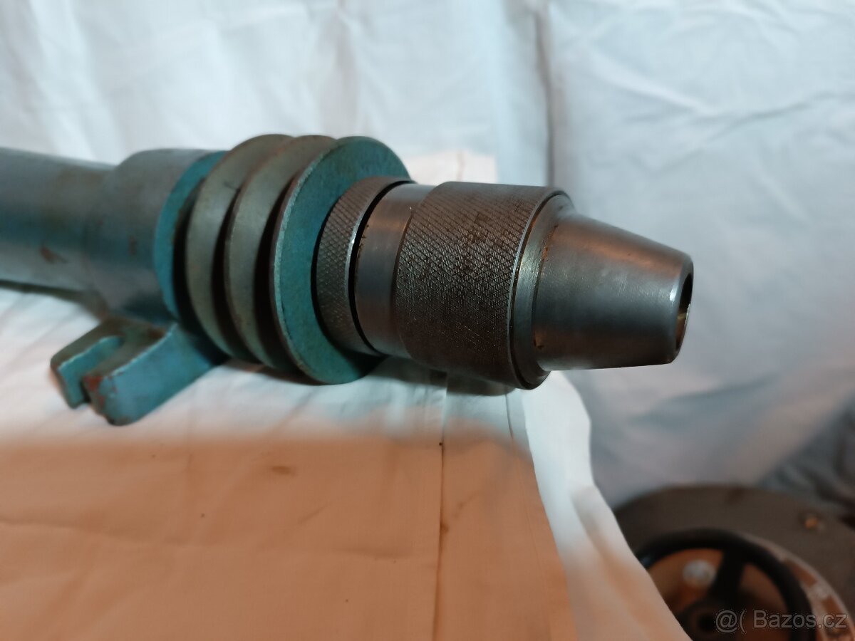 Hřídel k cirkulárce VOP 700 - 2