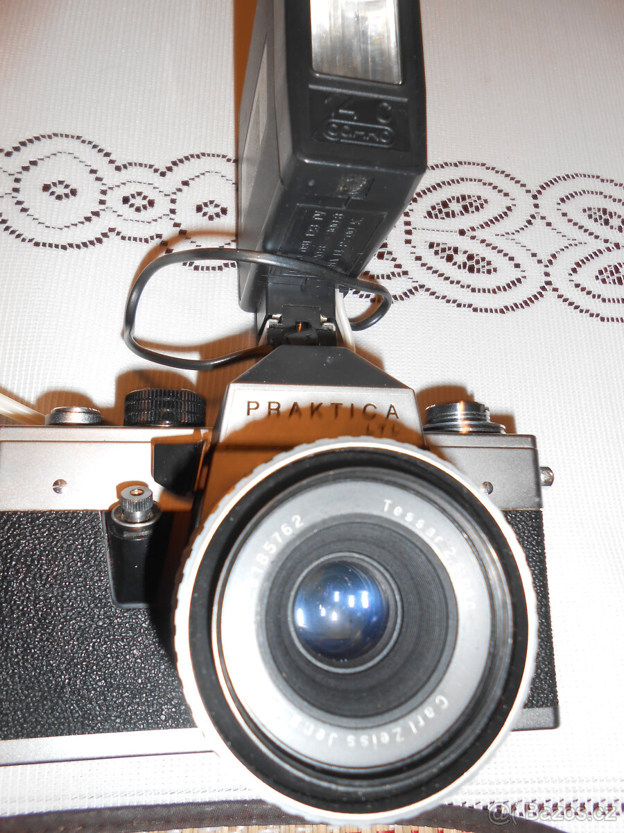 Praktica LTL včetně blesku - 2