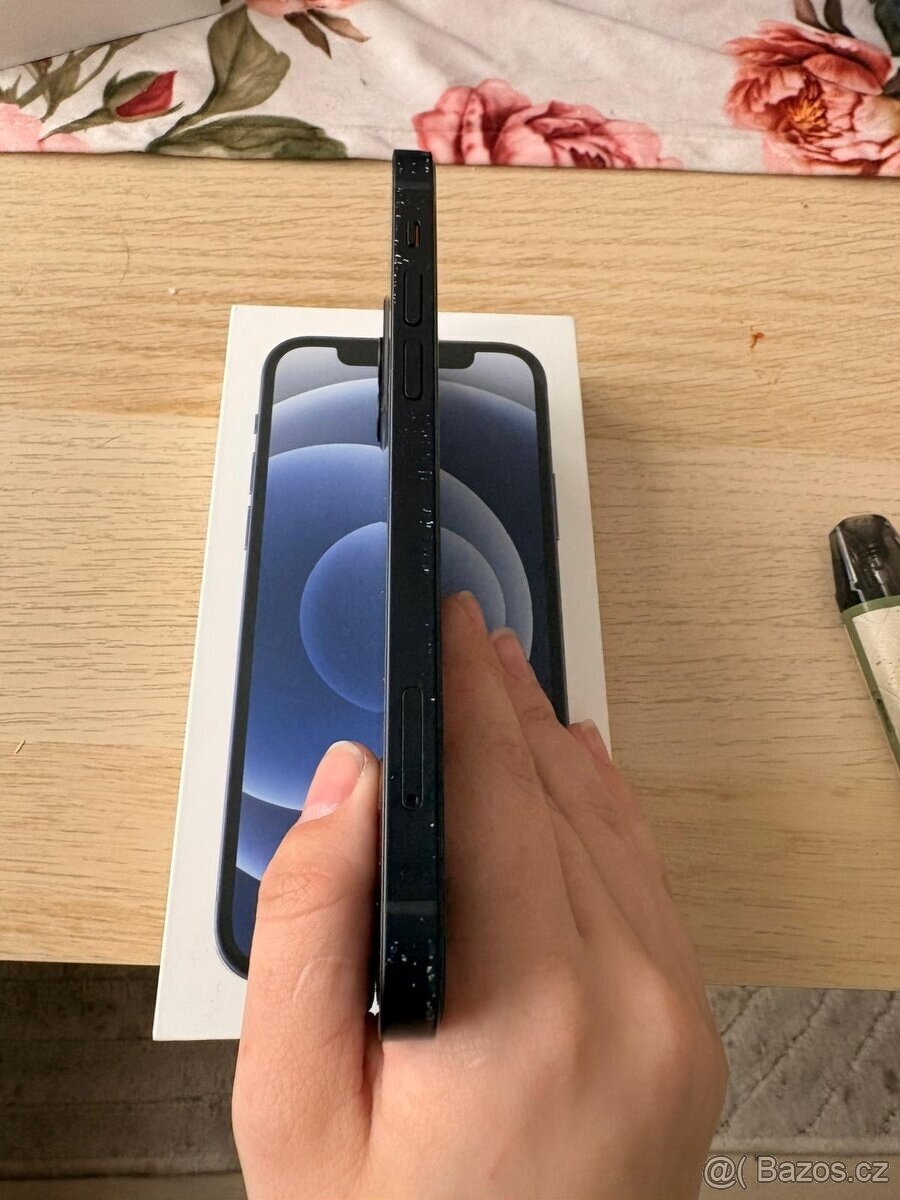 iPhone 12 - 2