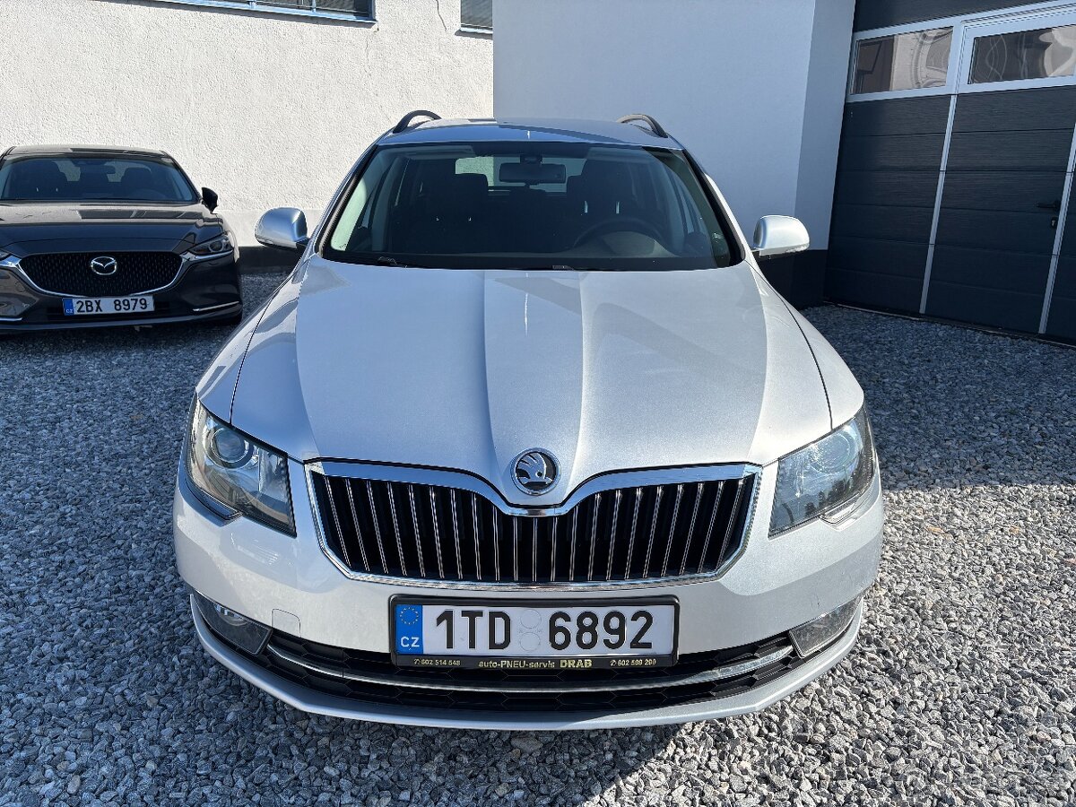 Škoda Superb Combi 2.0TDi DSG - 2