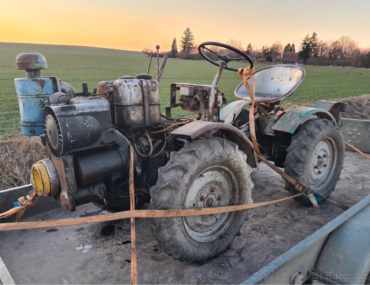 Koupím malotraktor TZ4K , MT8 - 2