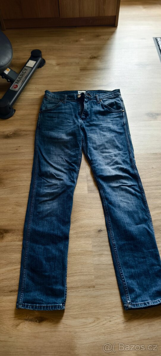 Wrangler W30 L32 - 2