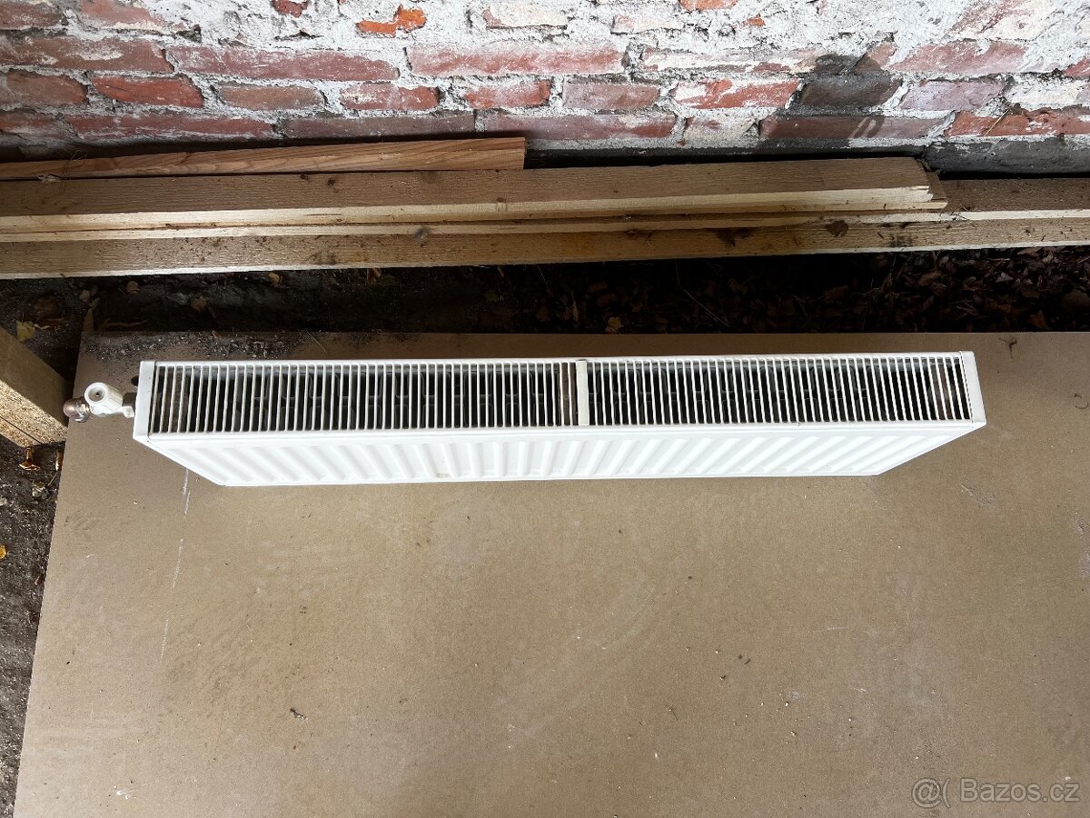Deskový radiátor Typ 22 včetně ventilu - 2