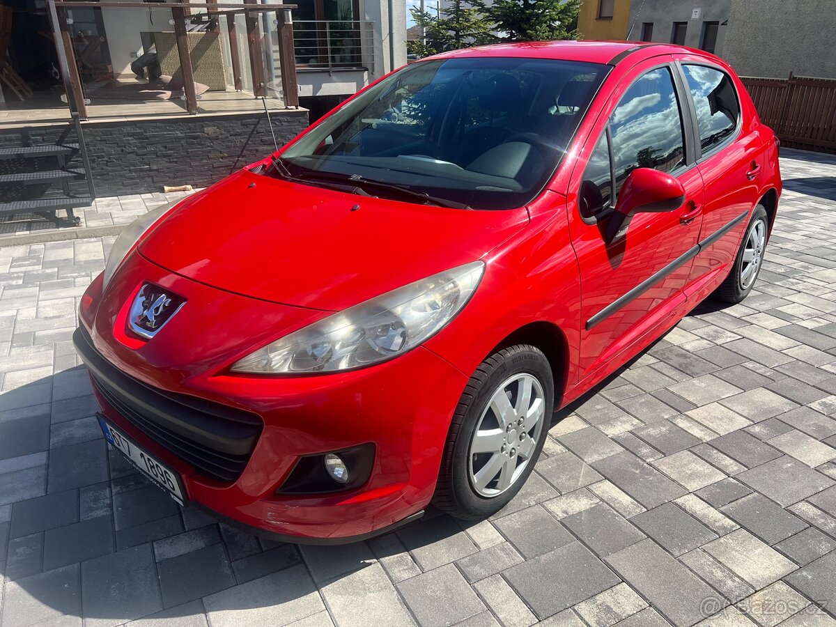 Prodam Peugeot 207 - 2
