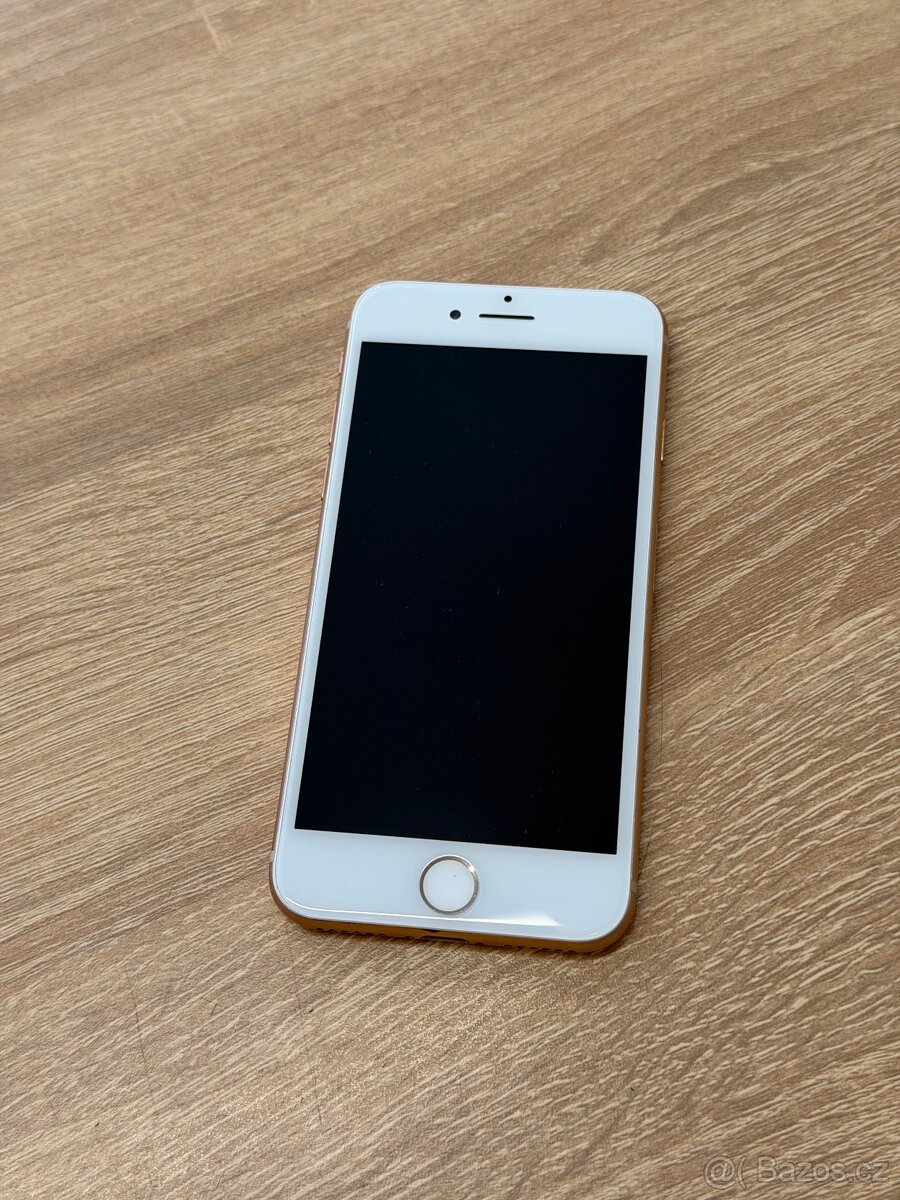 iPhone 8 64GB (nová baterie) - 2