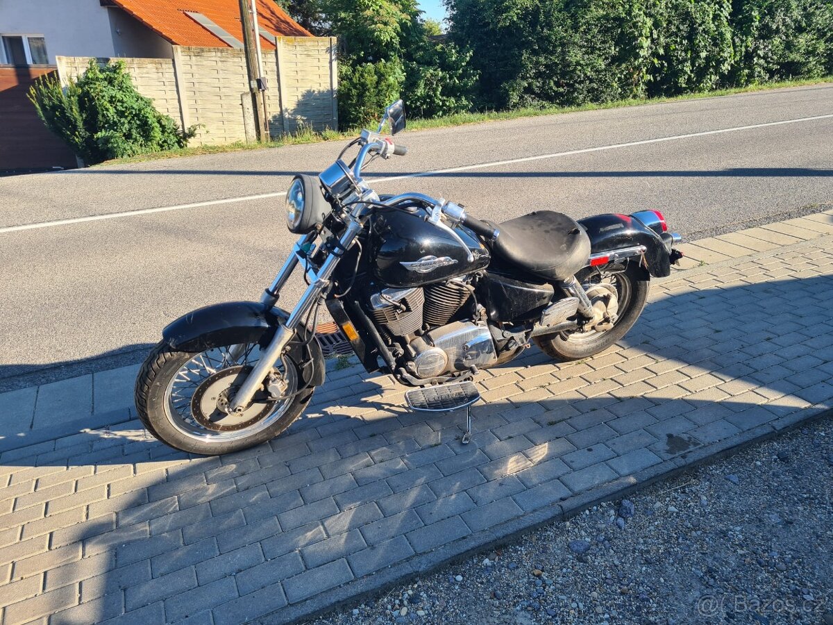 Honda VT 1100 Shadow - 2