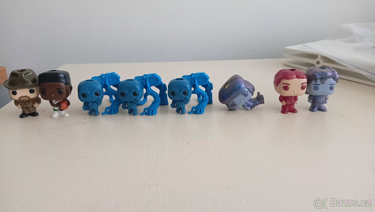 kinder joy stranger things - 2