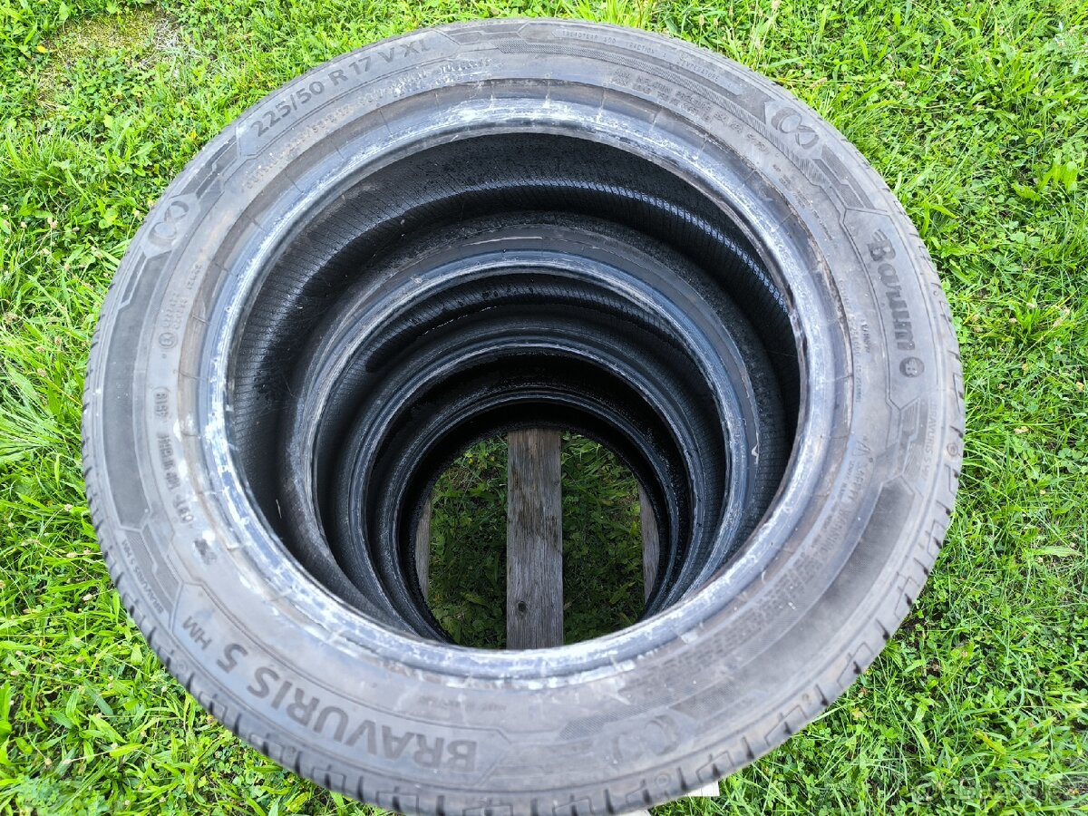 225/50/17 Barum Bravuris 5 - 3ks - 2