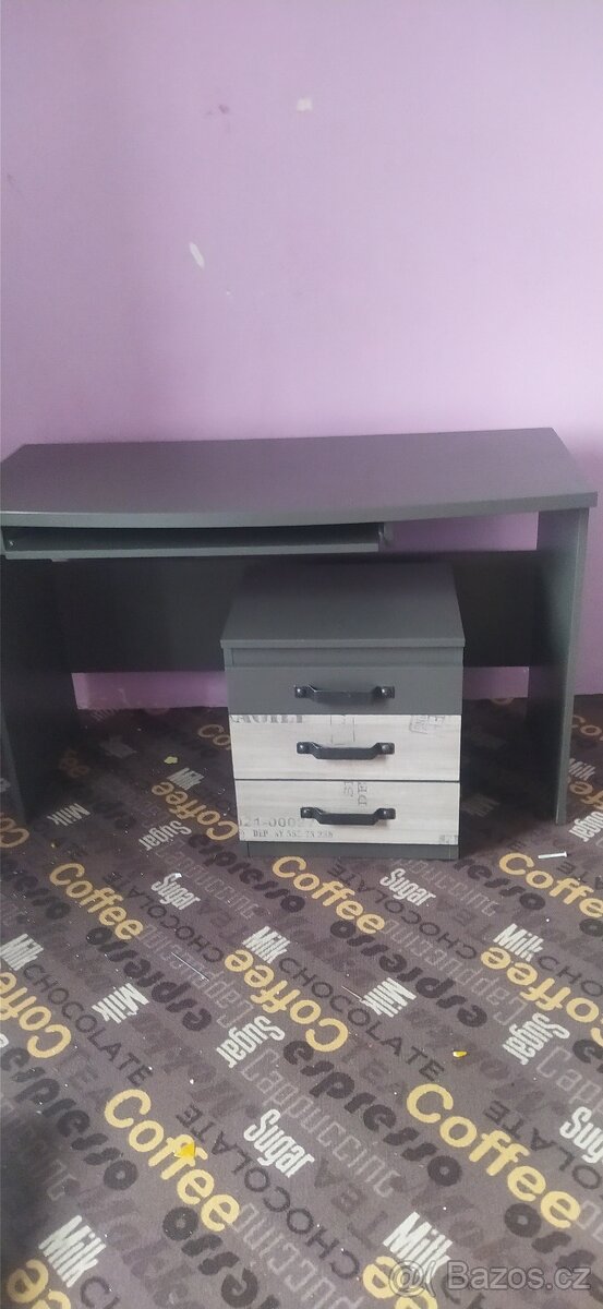 Psací stůl - 2