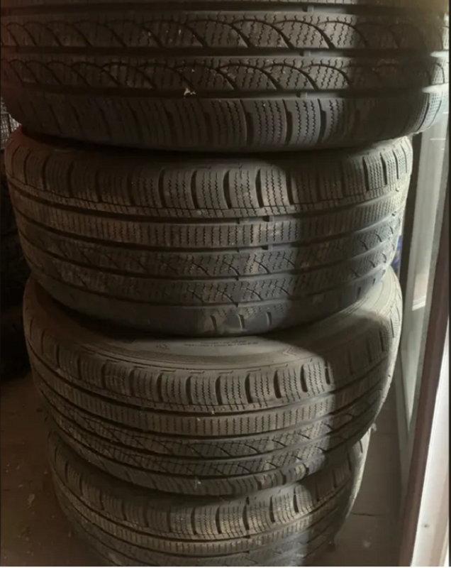 Alu R18 Nissan 350Z + zimní pneu - 2