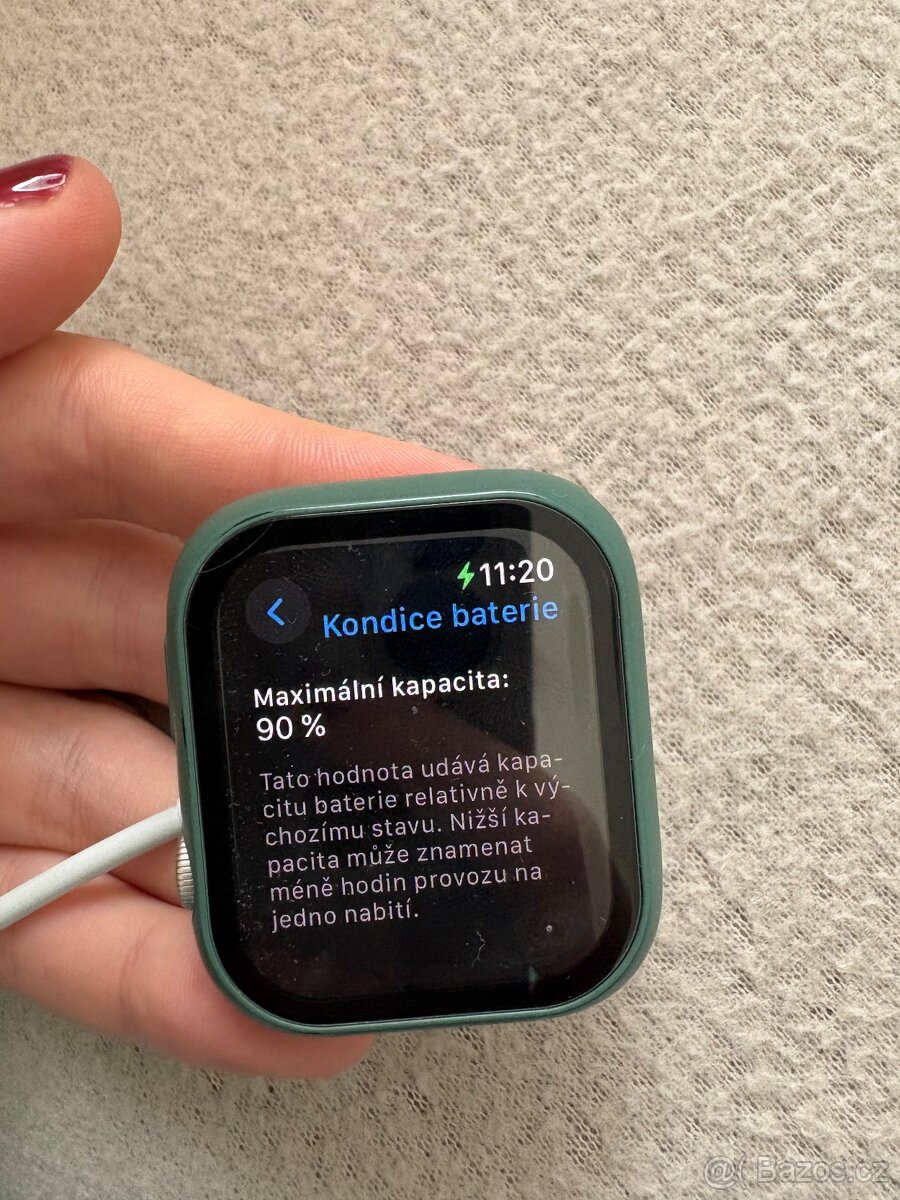 Apple Watch SE (2022) 44 mm GPS, Starlight, TOP stav+výbava - 2