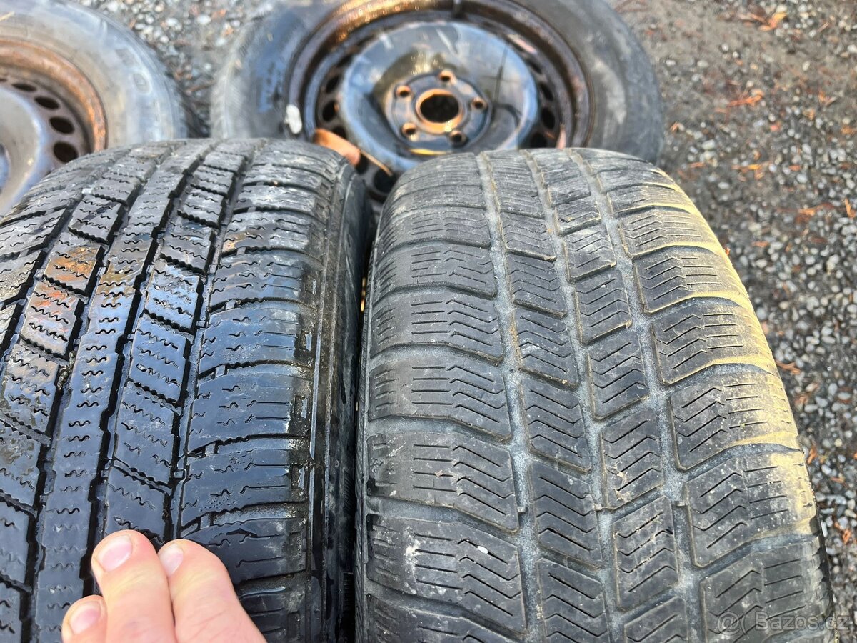 Zimní kola Škoda octavia 2 5x112 195/65/15 - 2