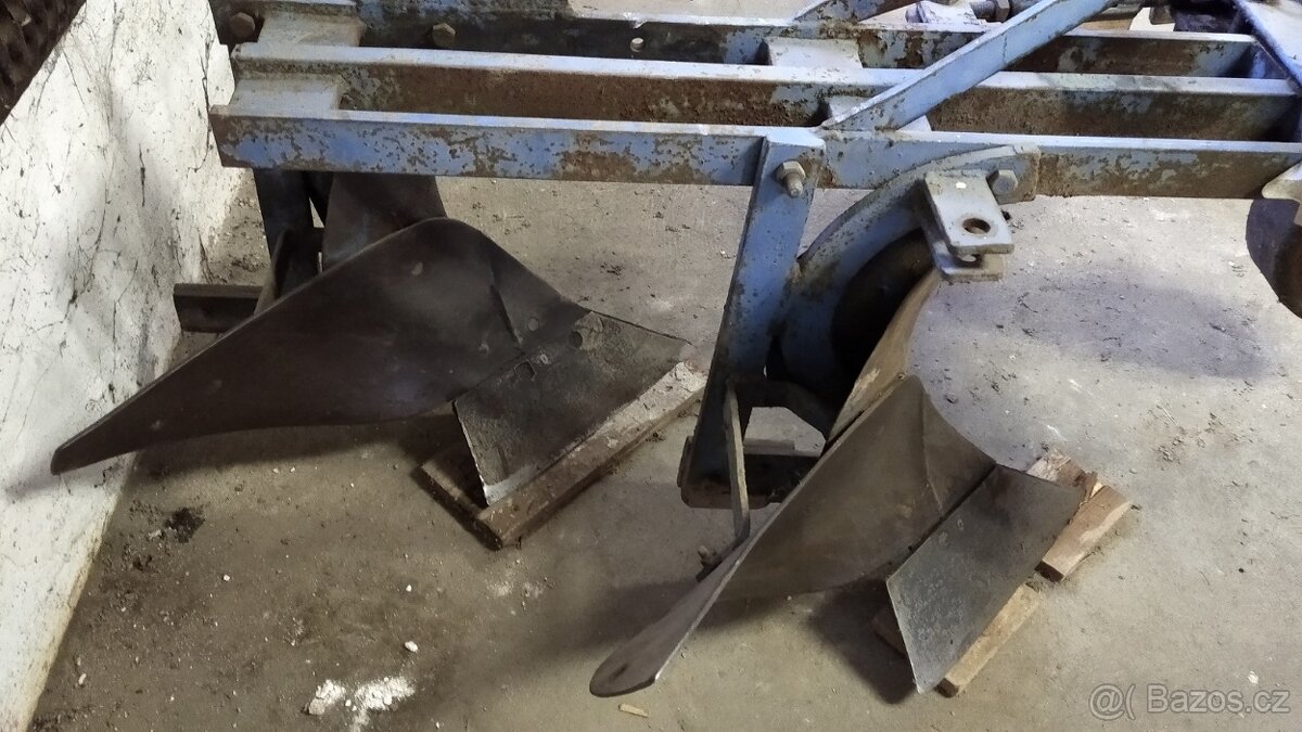 Stavitelný dvouradličný pluh - 2