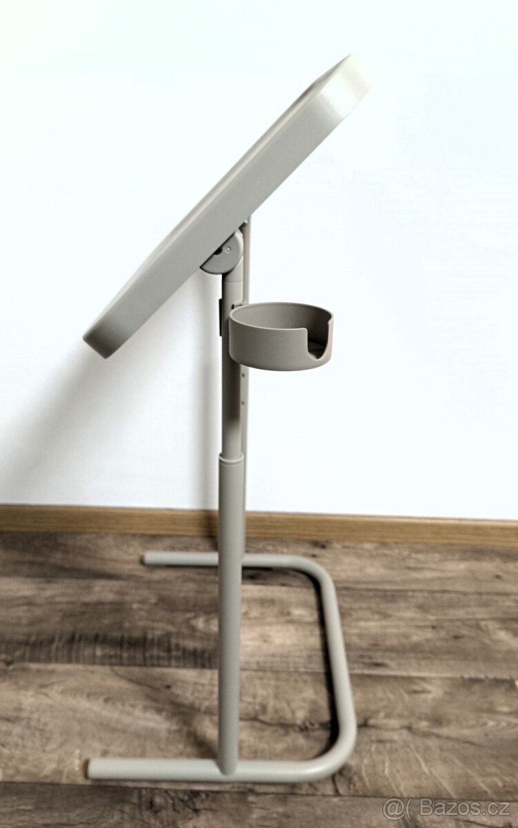 Stůl, stojan na notebook - 2