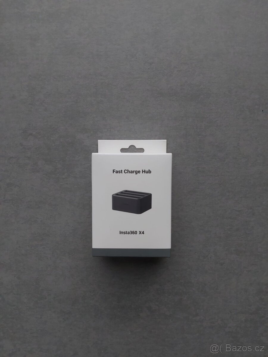 Insta360 nabíječka - fast charge hub X4 + 1 baterii X4 - 2