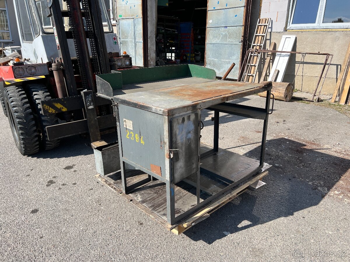 Svářecí stůl s odsáváním, typ SSW-24 - 2