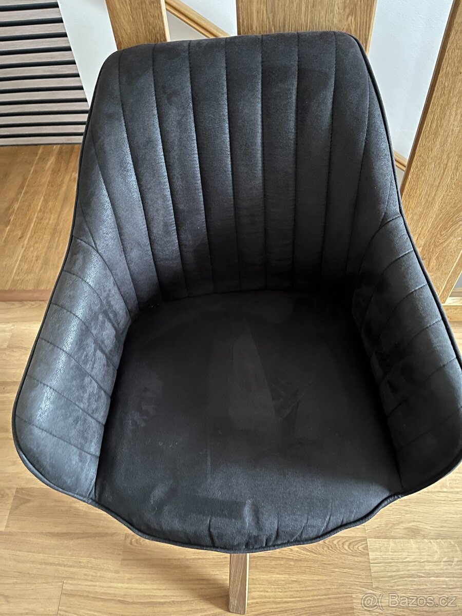 Otočná čalouněná židle - 2
