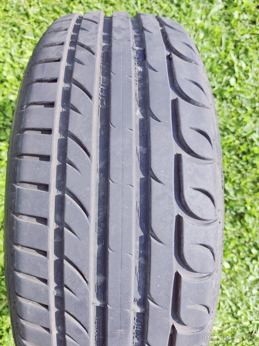 Sebring Ultra High Performance 205/55/R17/95W - 2