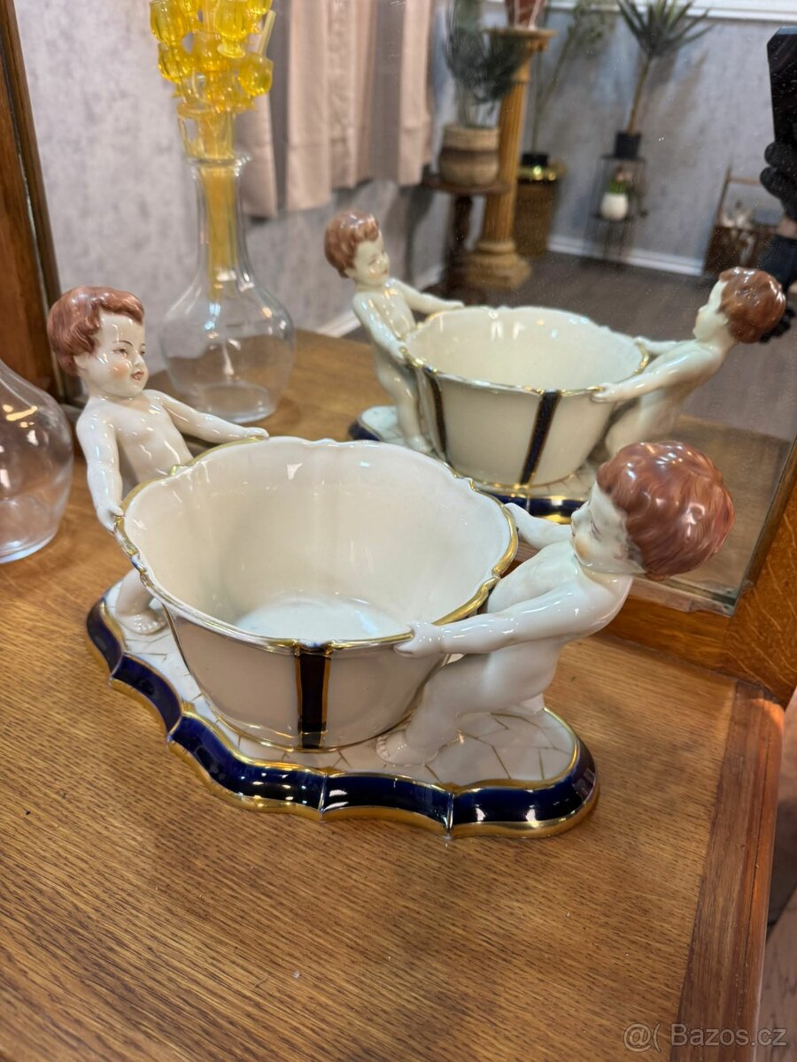 Figurální mísa s putti (523007) - 2