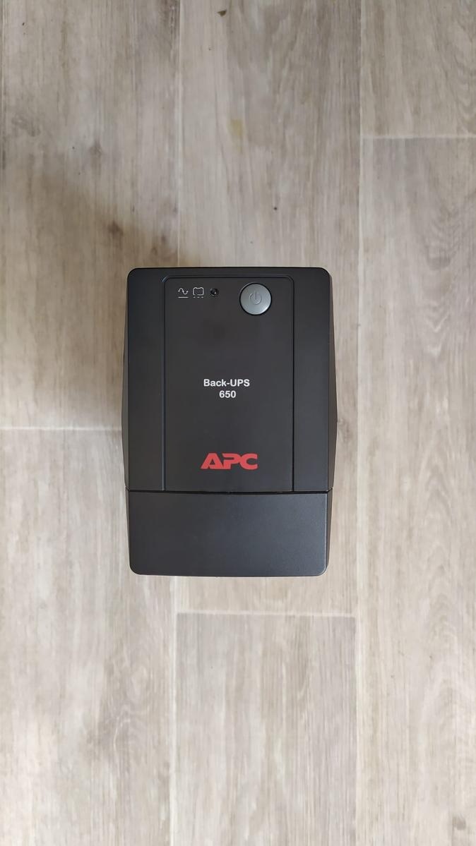 Záložní zdroj APC BX650LI - 2