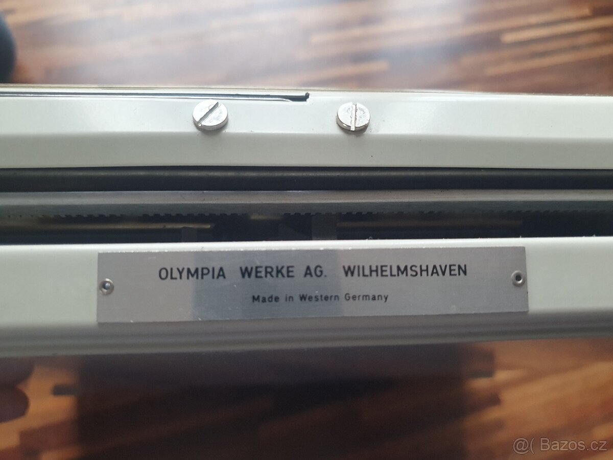 Psací stroj OLYMPIA - 2