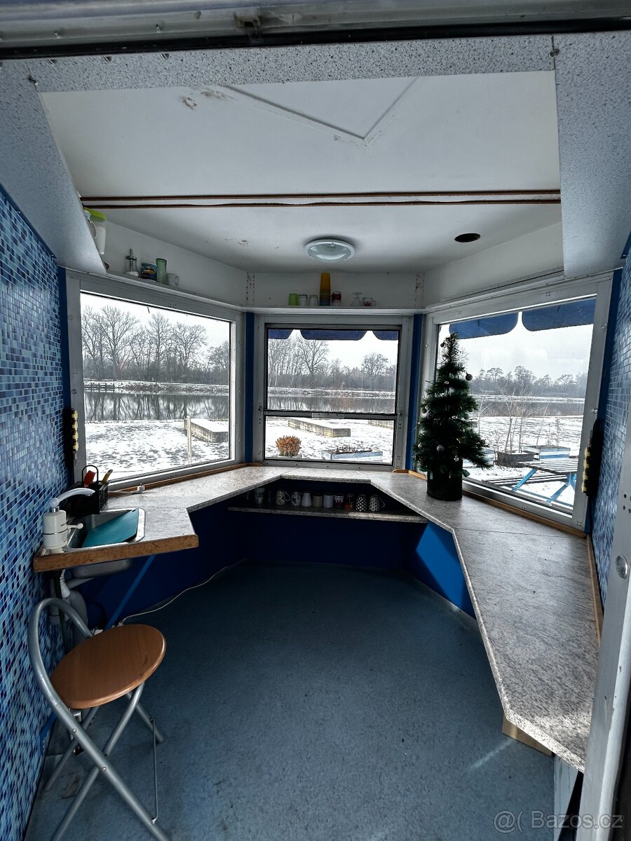 Prodejní stánek - 2