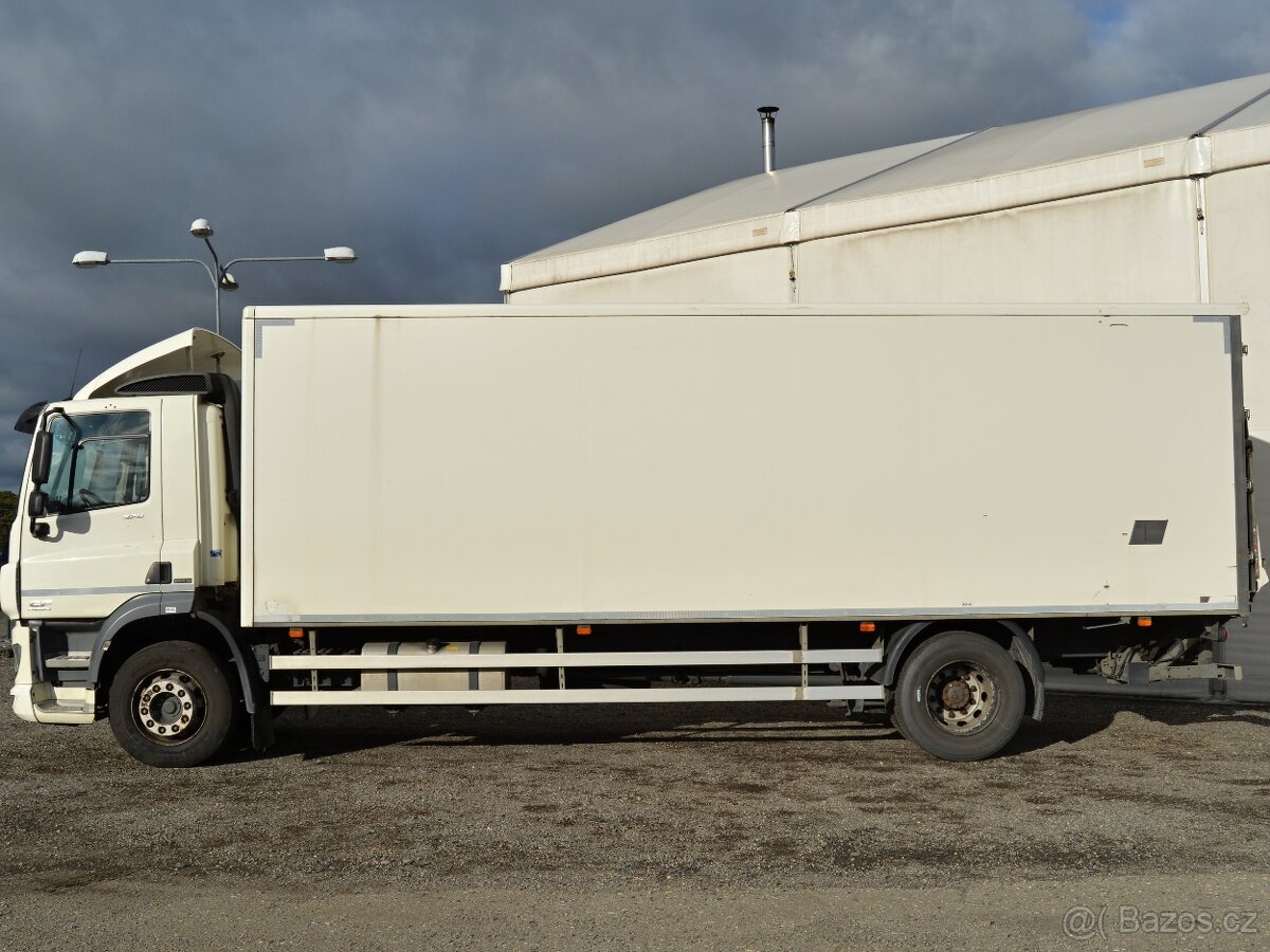 DAF CF 320 FA Euro VI 4x2 skříň - 2