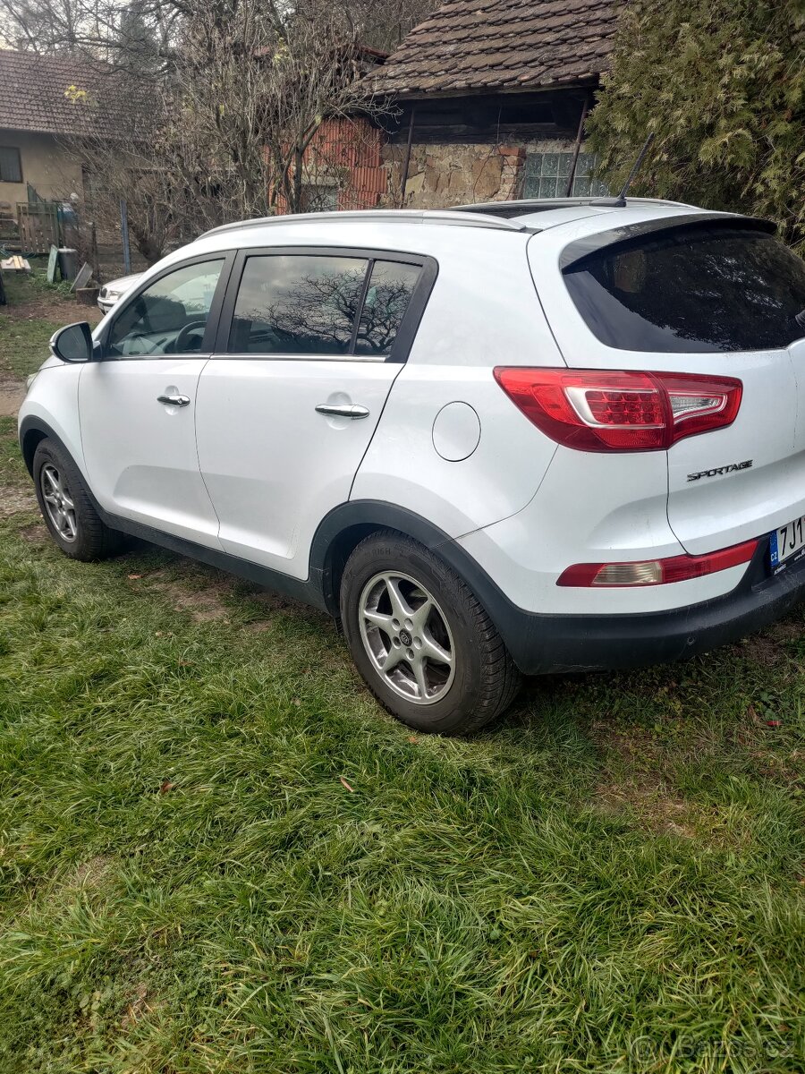 Kia Sportage 1.7 CRDi - 2