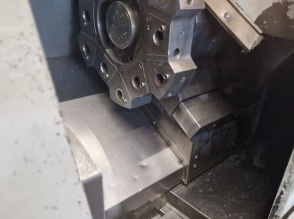 Soustruhy - CNC SL 10BHE - 2