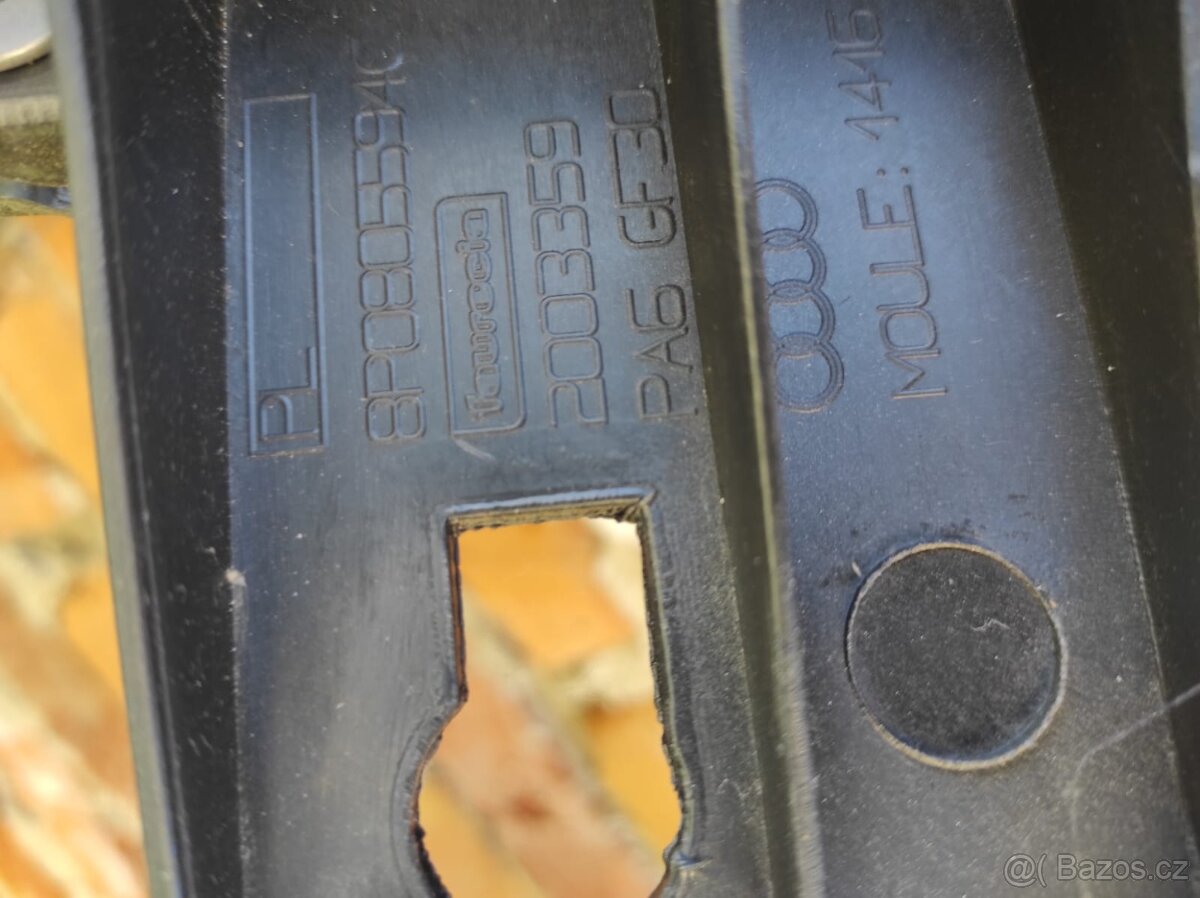 přední stěna audi a3 - 2
