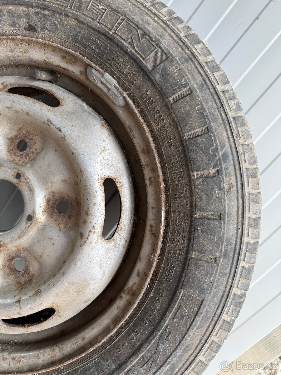 Pneumatika Michelin Agilis 61 - 2