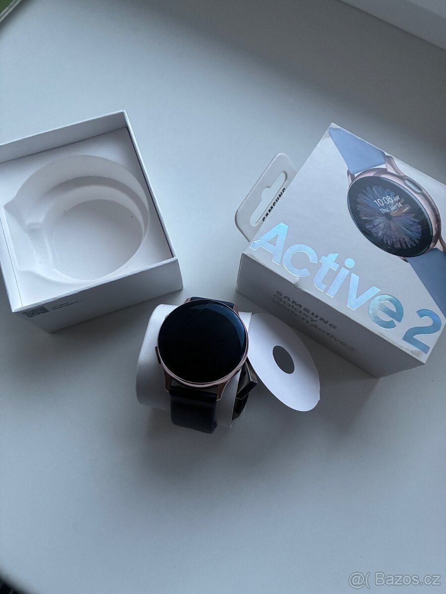 Prodám Samsung Galaxy Watch Active 2 - 2