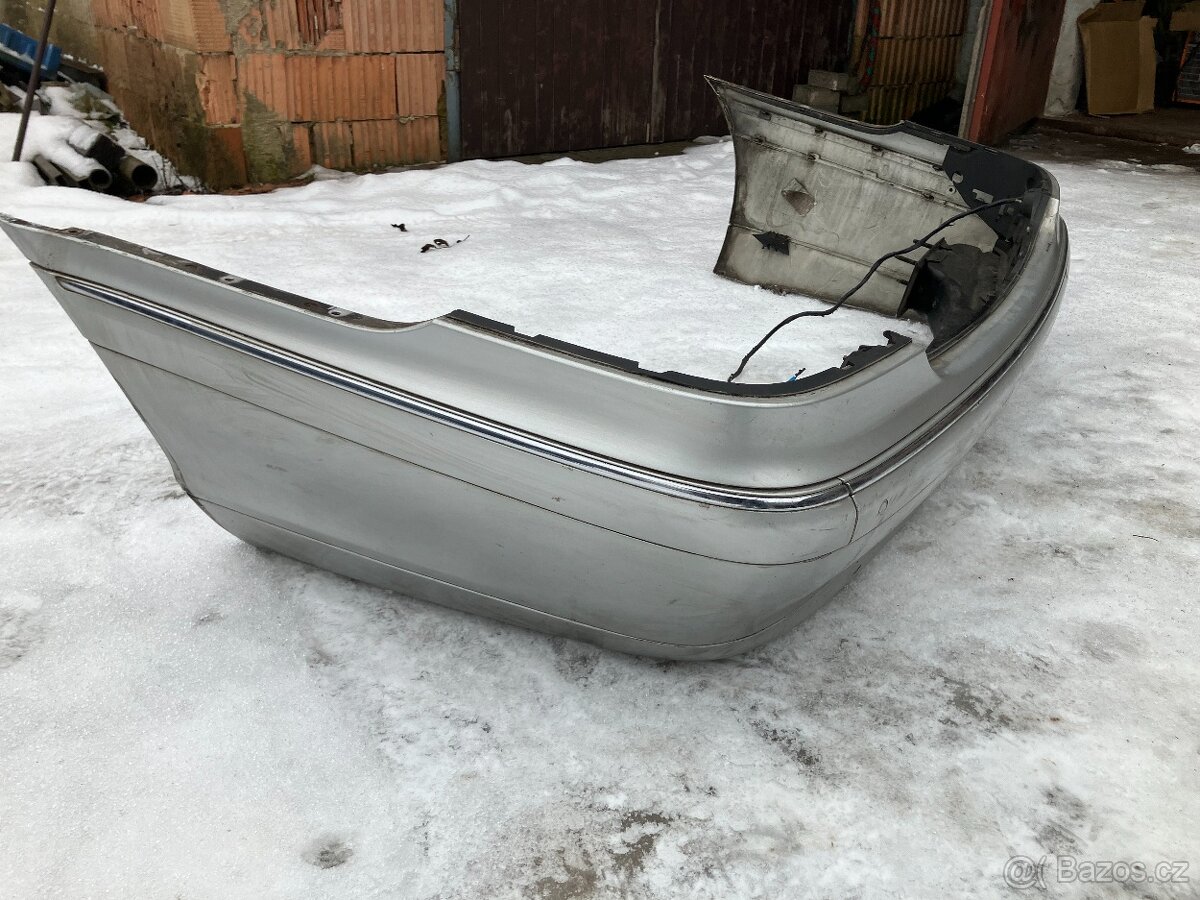 Zadní nárazník na MB S W220 od r.2002 facelift - 2