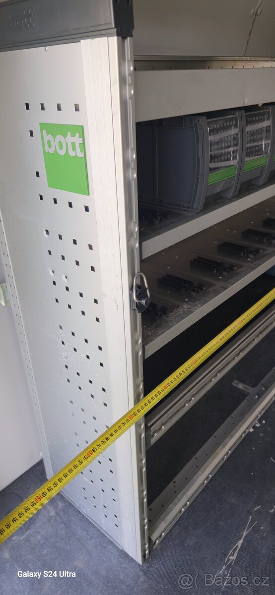 Bott vestavbova skrin - 2