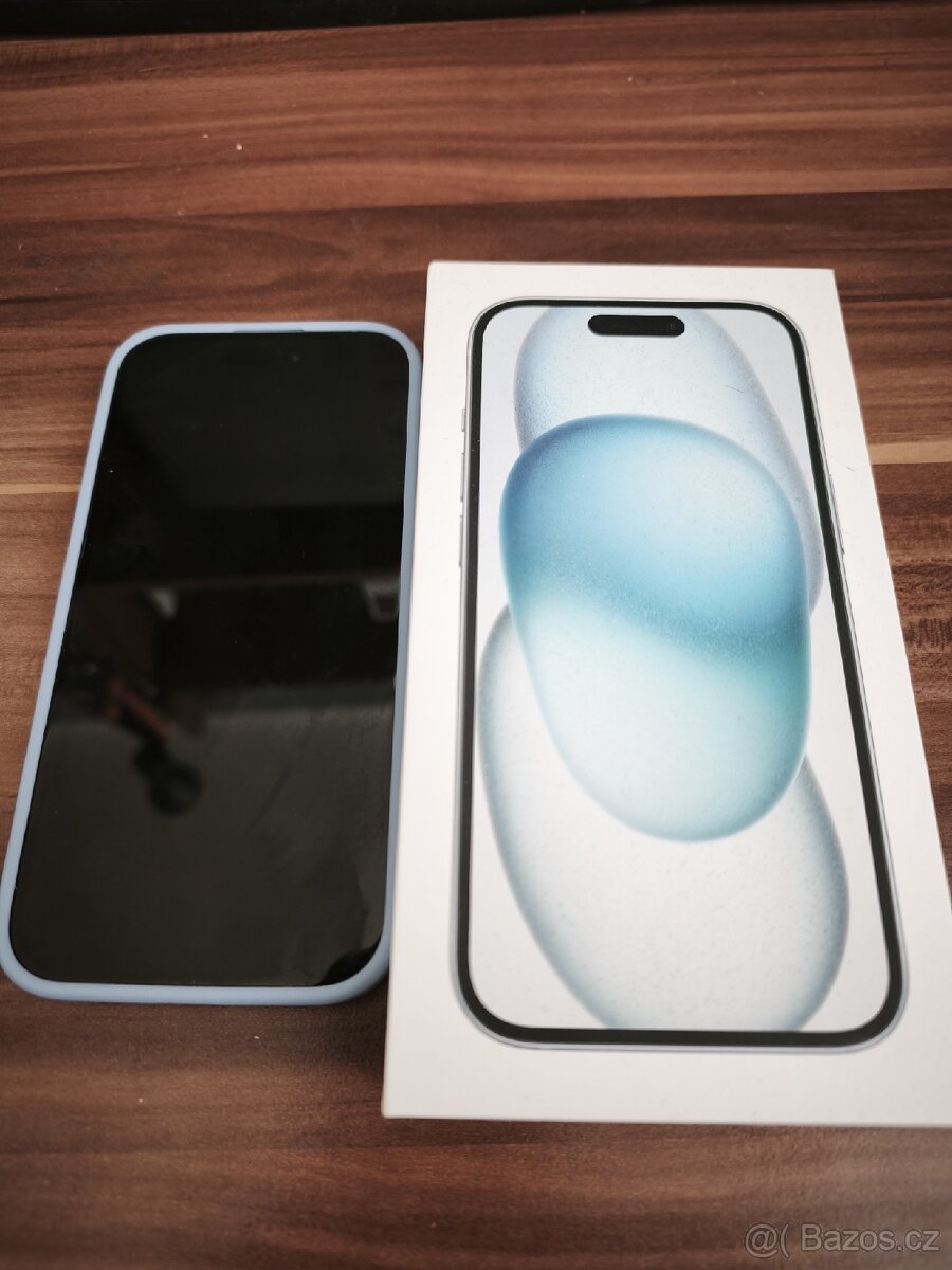 iPhone 15 128GB modrý - 2