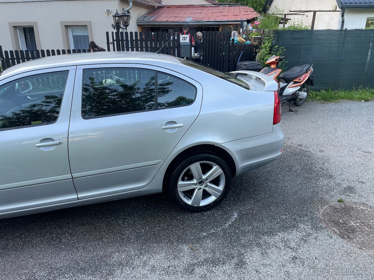 Škoda octavia 2 facelift - 2