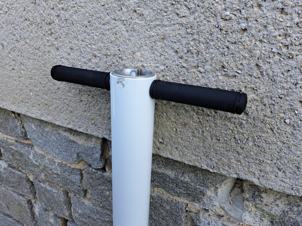 Pogo tyč TK8 PRO pro dospělé - 2