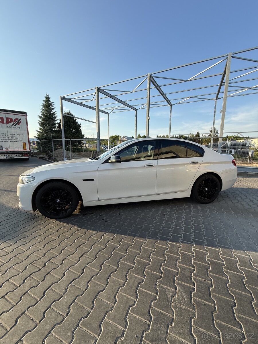 BMW F10 - 2