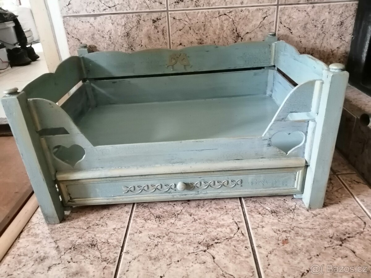 Postýlka pro malého pejska - 2