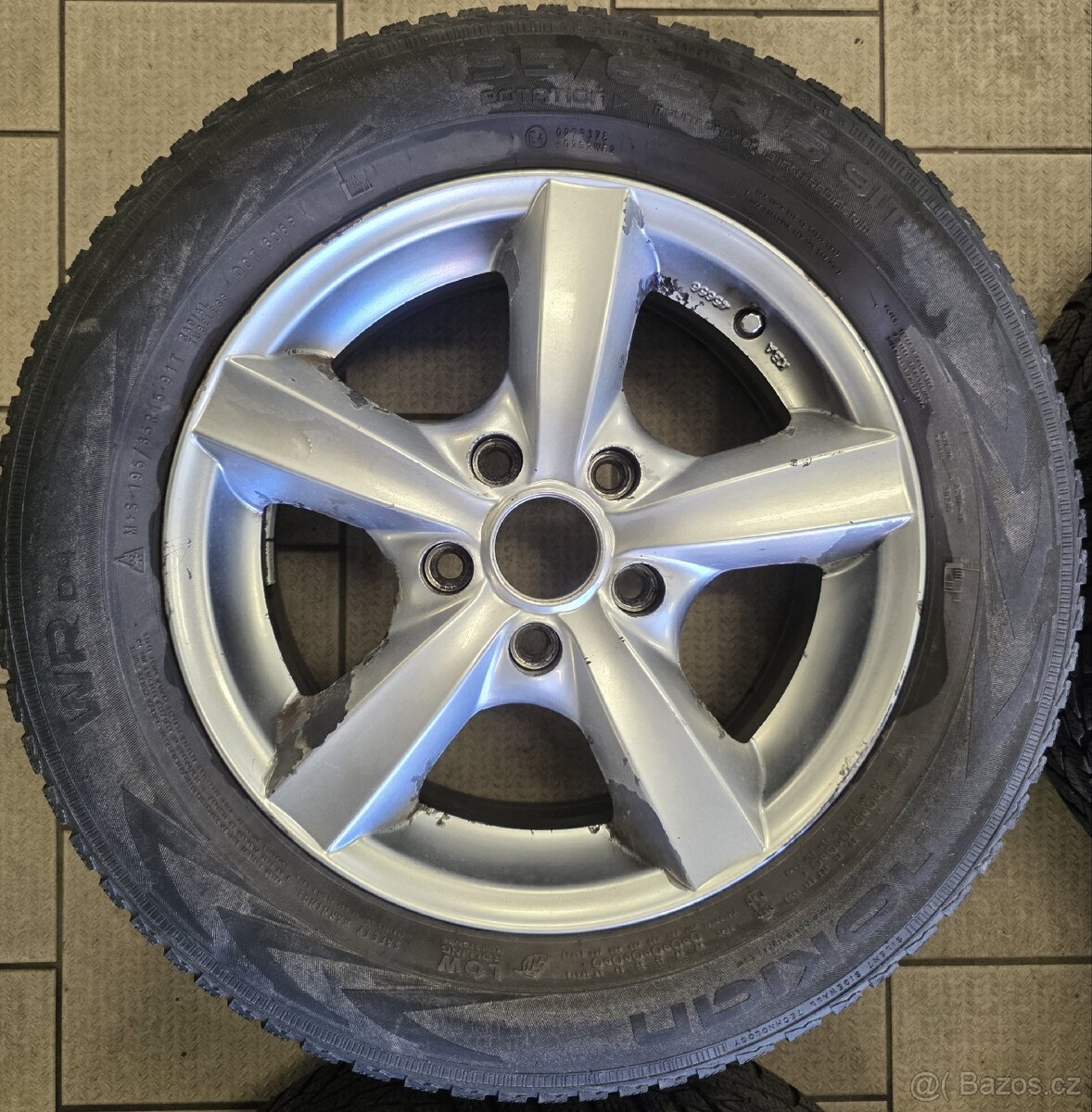 Alu Dezent R15 5x114,3 ET40 - 2