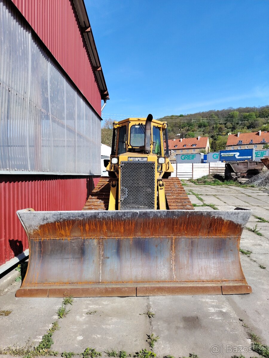 Dozer Cat D5 - 2