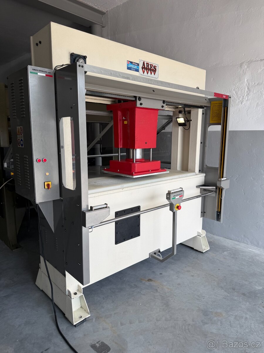 Hydraulický vysekávací lis Ares K12/1 CE - 2