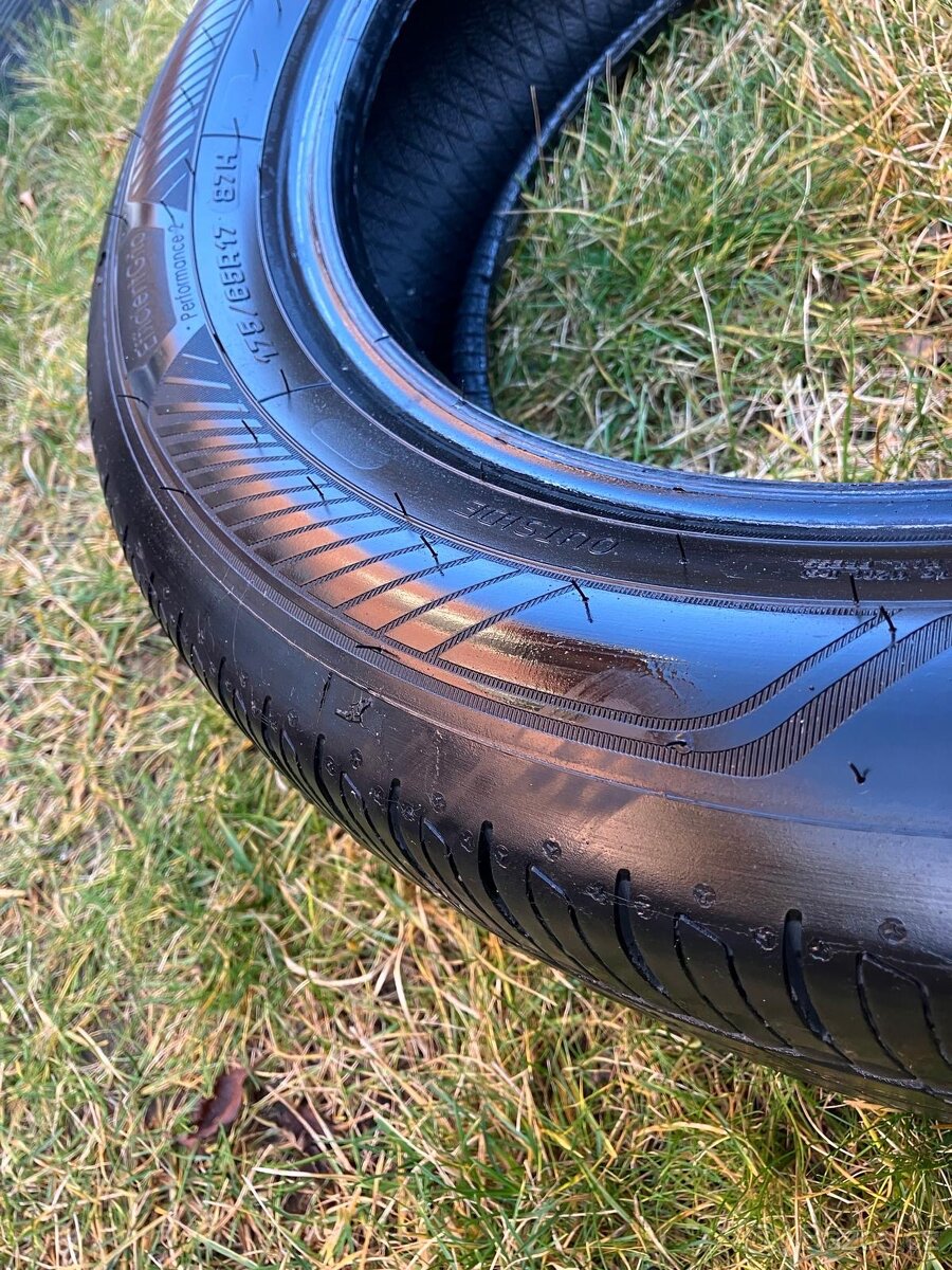 Pneu GOODYEAR 175/65/R17 - 2