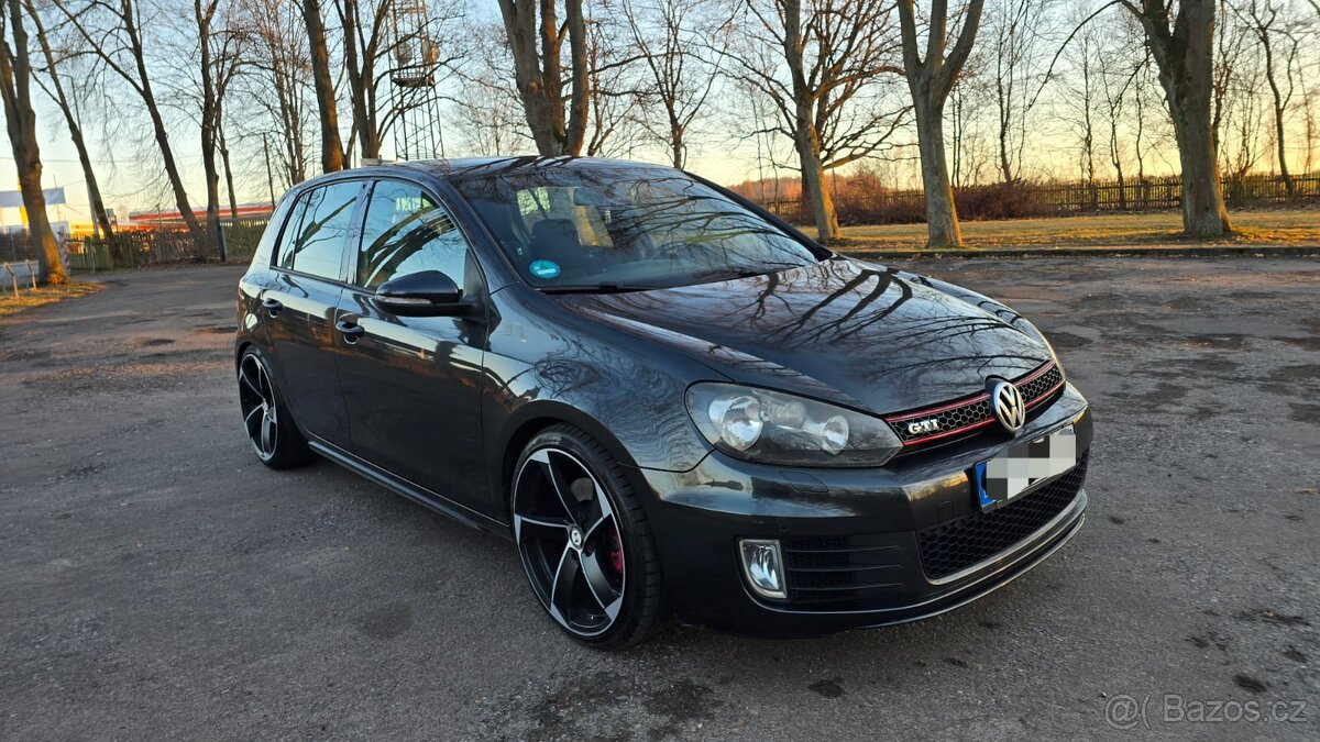 Volkswagen Golf 6 GTI DSG - 2
