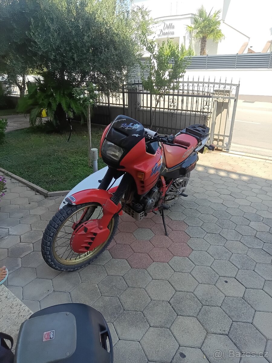Honda nx 650 Dominator - 2