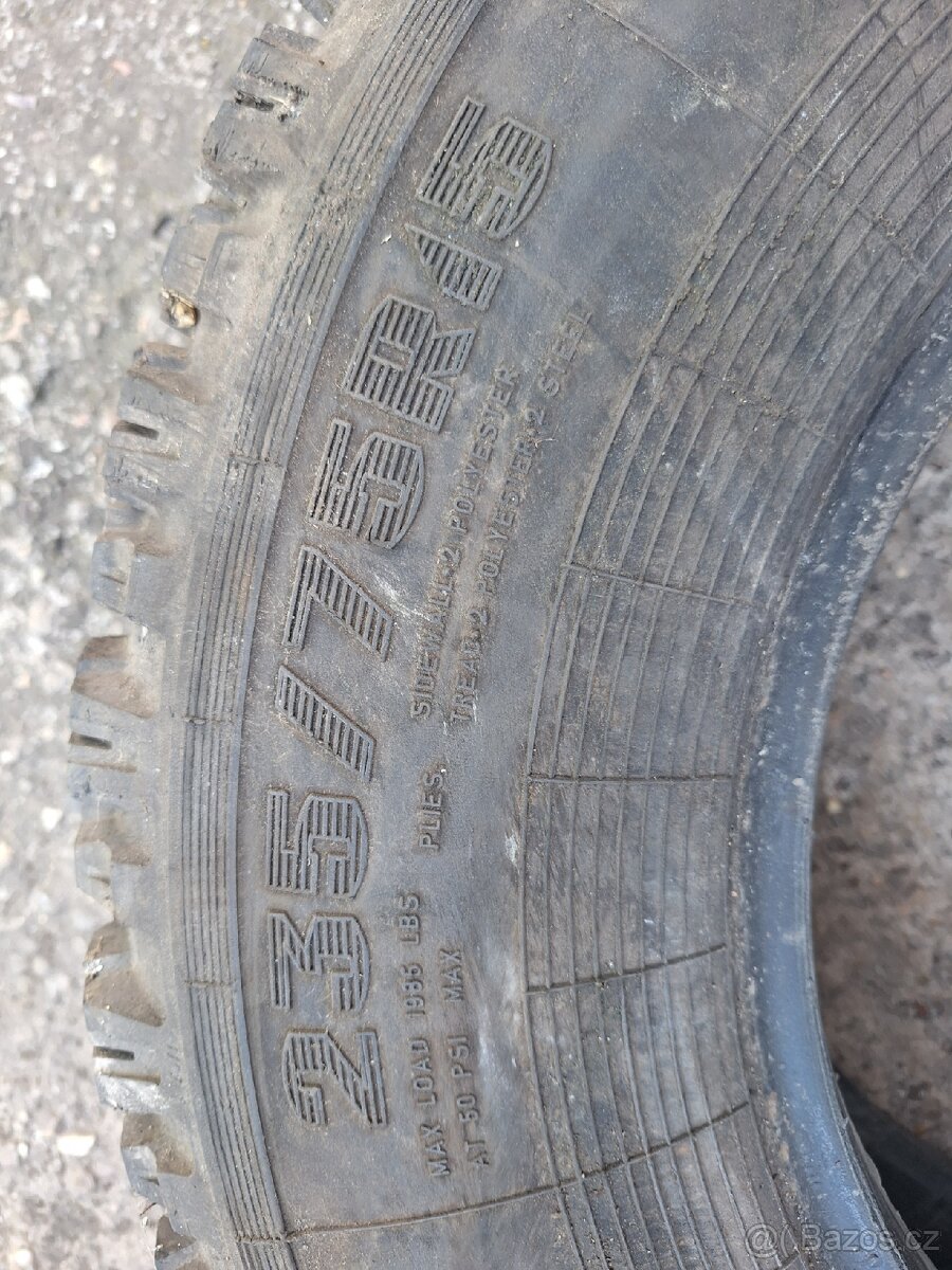 Pneu 235/75/r15 veterán - 2