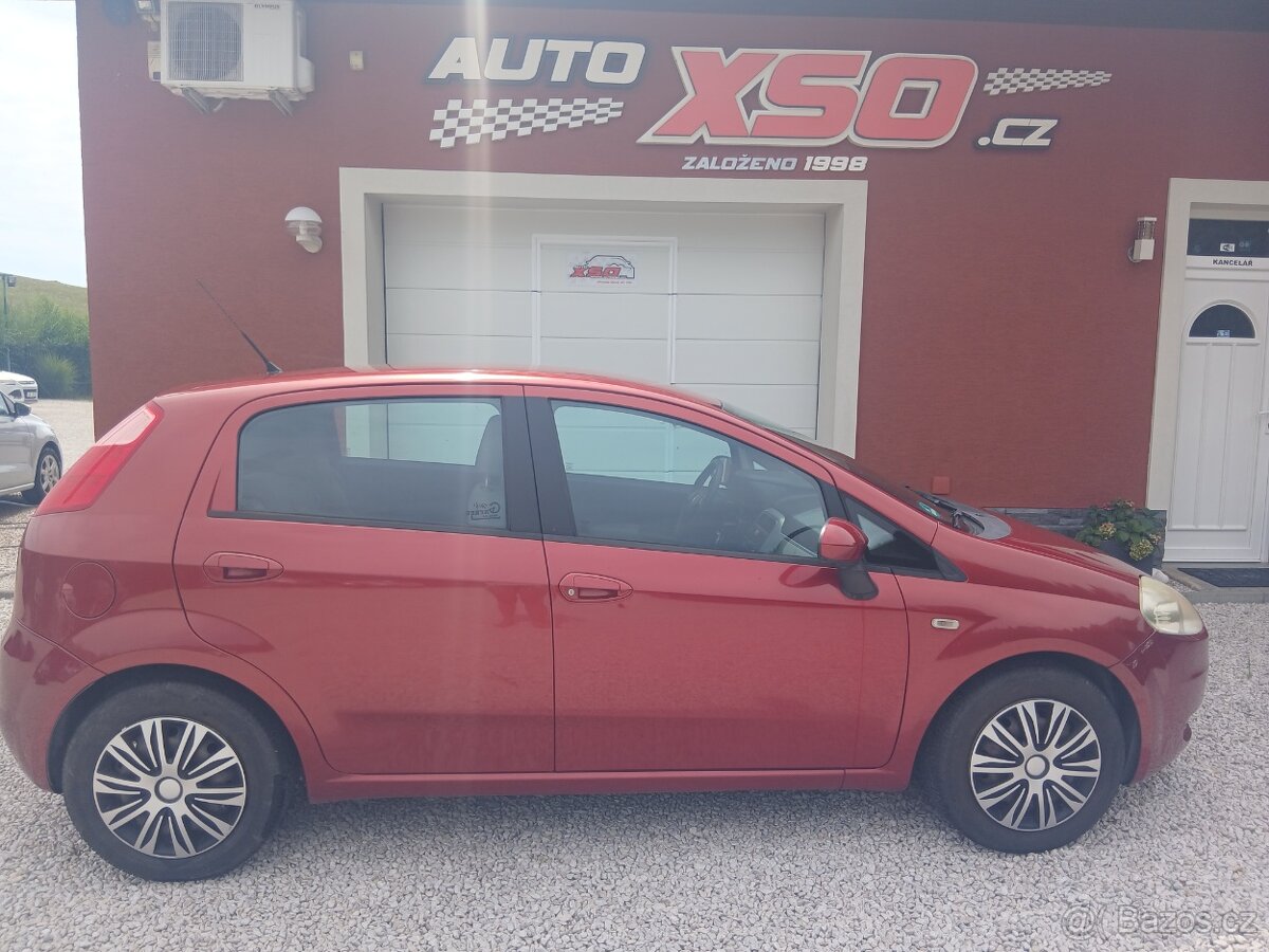 Fiat Grande Punto 1.4i GIUGIARO - 2