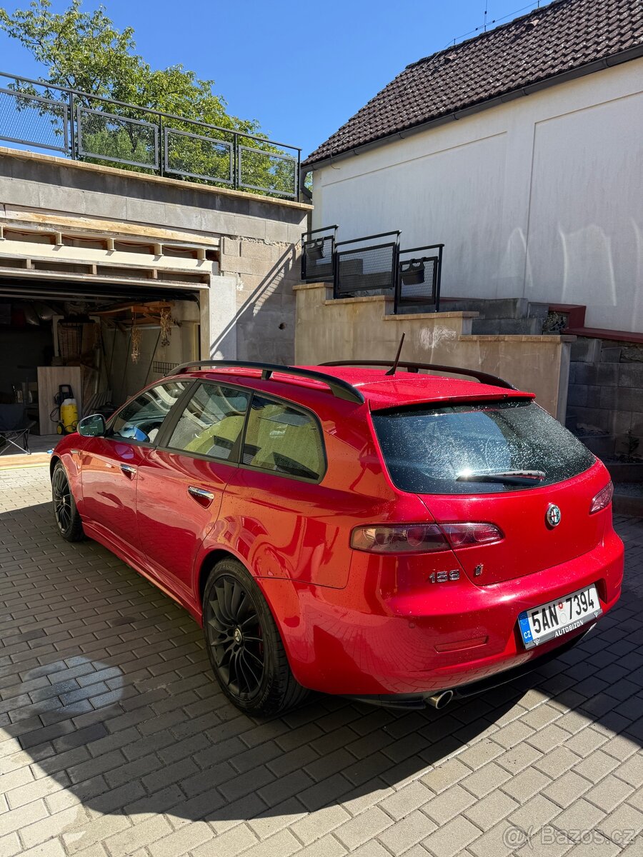 Alfa Romeo 159 Sportwagon - 2